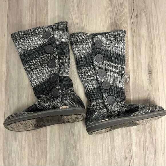 Muk Luks Boots Women’s 8 A La Mode Gray Knit Button-Up - Picture 1 of 5